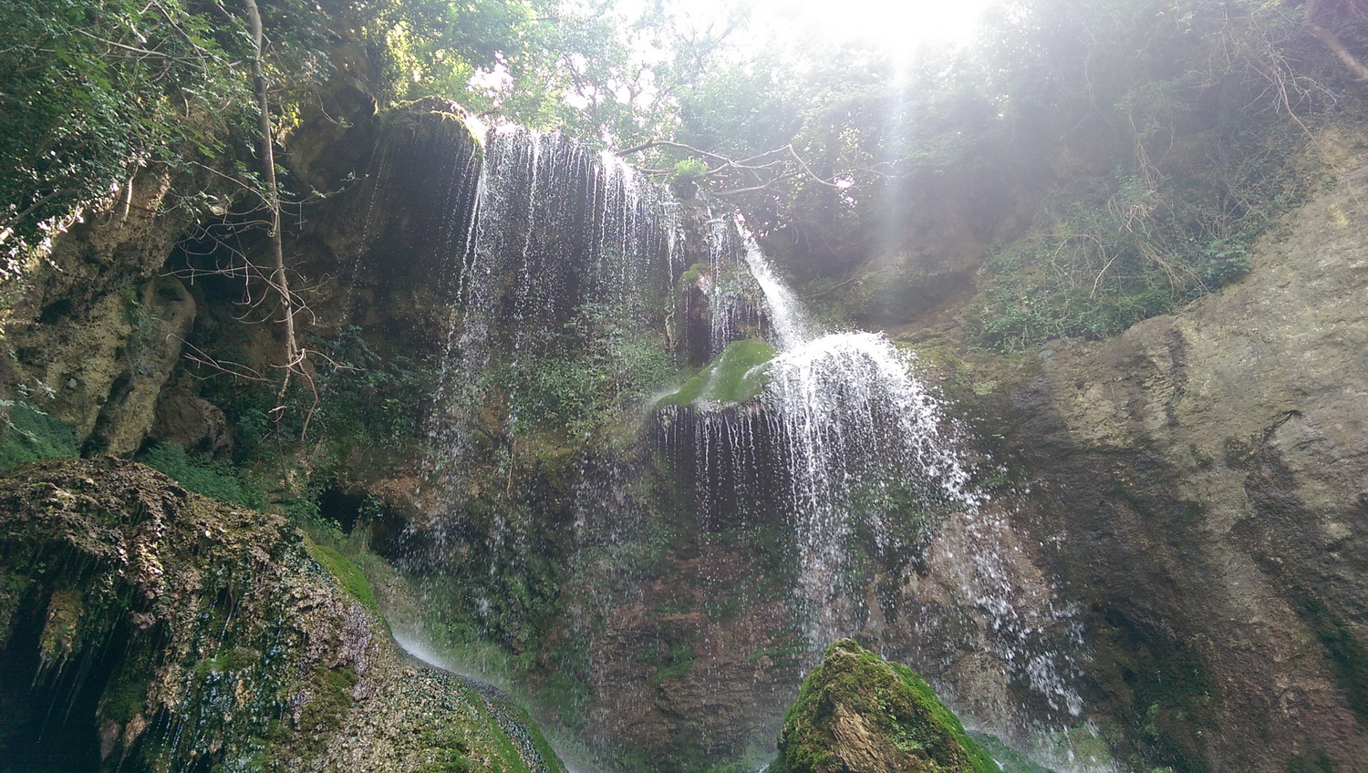 Водопаду в селе Арасадзых