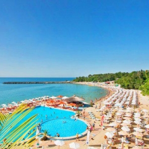 Работники из-за границы улучшили уровень обслуживания на болгарских курортах