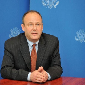 Визы в США для граждан Болгарии пока не будут отменены – посол США