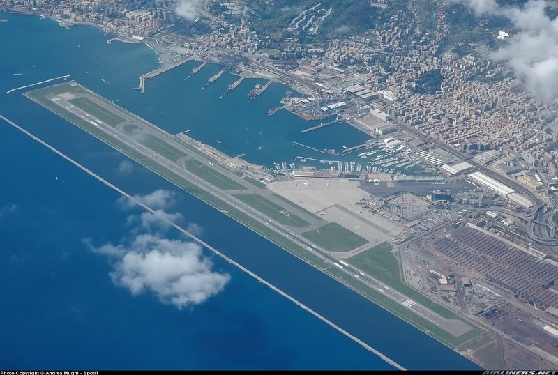 Как добраться из аэропорта Христофора Коломбо (Cristoforo Colombo) до Генуи?