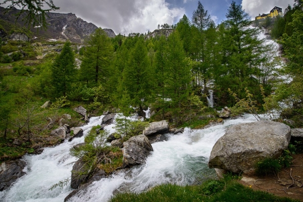 Самые красивые водопады Италии