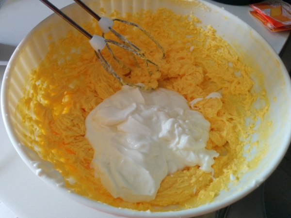 Пирог из йогурта и лимона/Ciambellone allo yogurt